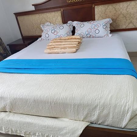 Santa Maria Hotel เอนเทบเบ้ ภายนอก รูปภาพ